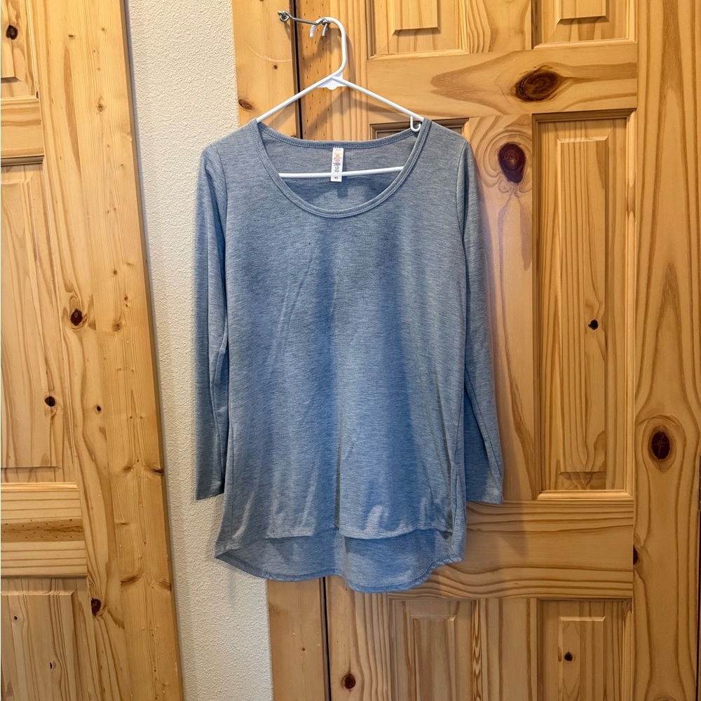 Gray Lynnae Top